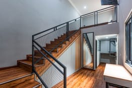 DW House