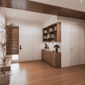 Tender Tanjun - (FOYER)